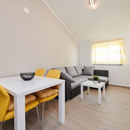 Villa Dvori Bašanija Buitenkant foto